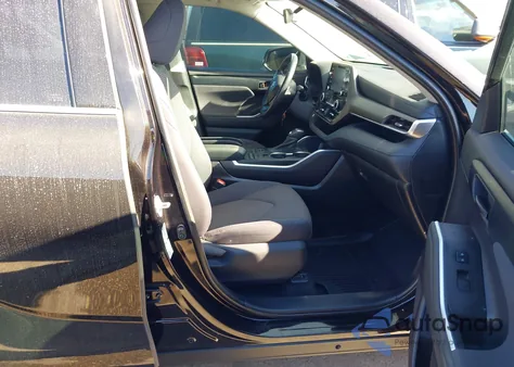 2021 Toyota Highlander Le from USA, damaged, VIN 5TDBZRBHXMS102320